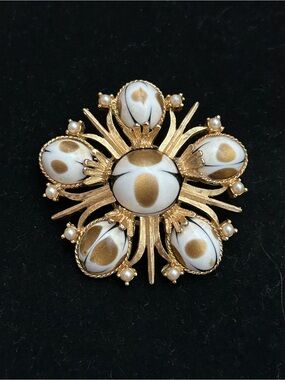 Vintage Cathe Gold and White Floral Cabochon Brooch - Elegant